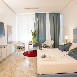 Cavour Centro _ Brand Life _ Bari
