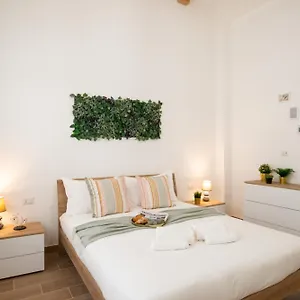 Isonzo House Bari
