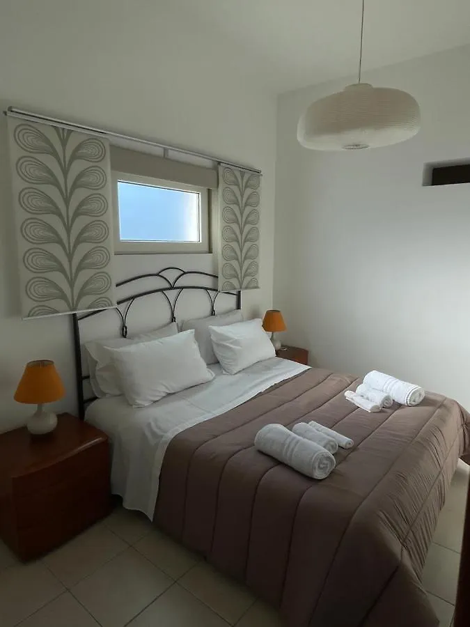 House Blue Roses Apartment Your Temptation In Puglia Bari 0*,